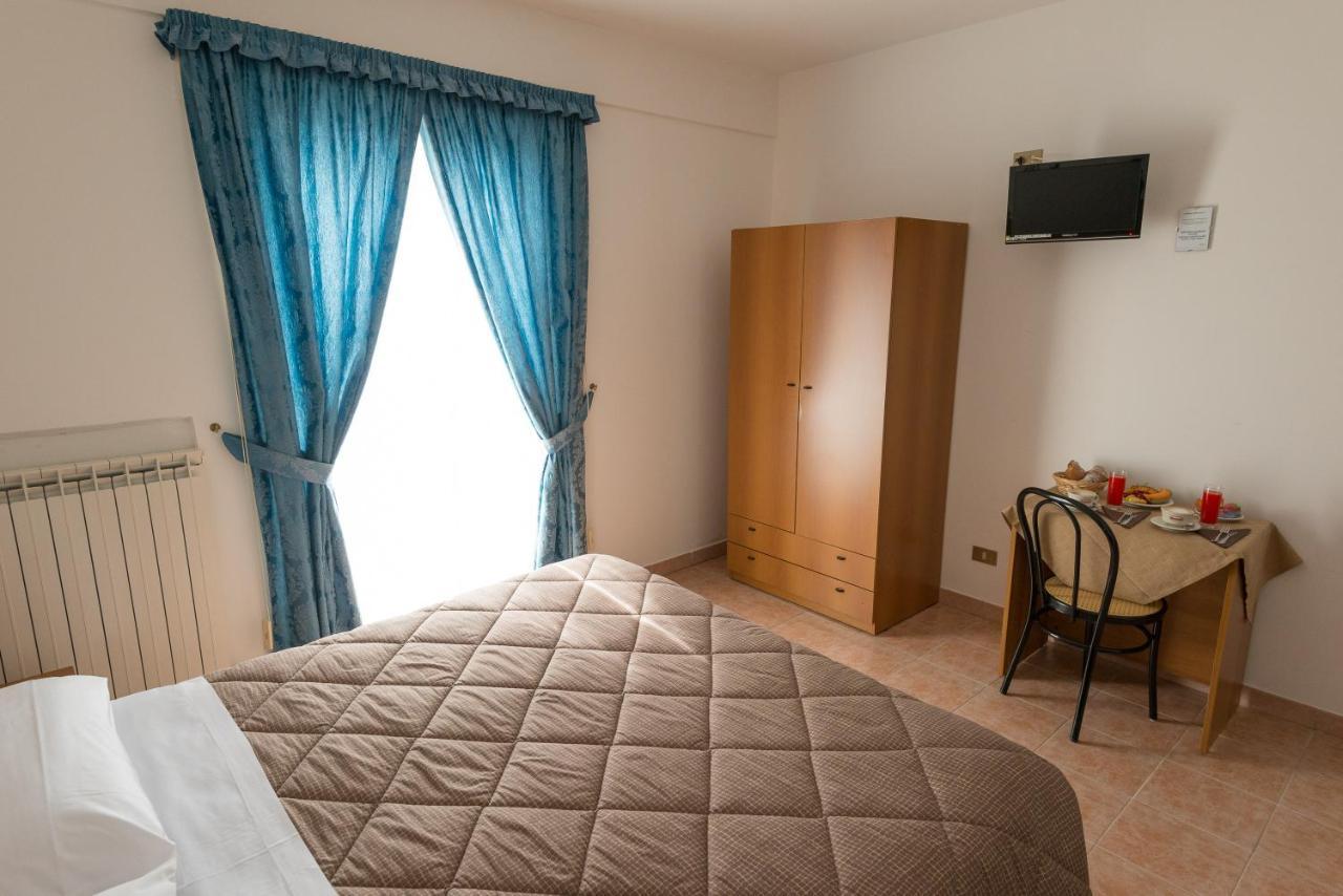 Albergo Della Corte Pescasseroli Exterior foto
